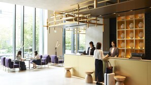 Reception - Cross Life Hakata Tenjin (Fukuoka)