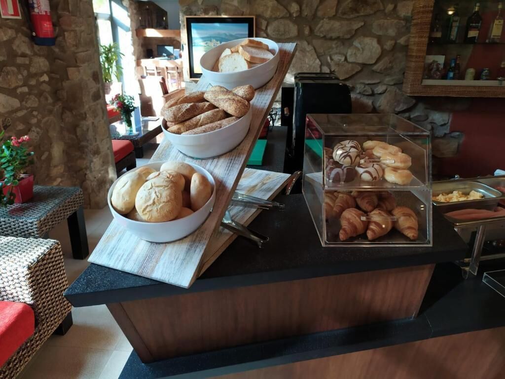 Colazione a buffet a pagamento, servita tutte le mattine 