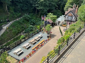 Outdoor dining - 4 The Bayhouse (Shanklin)