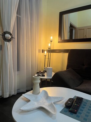 Smart TV - Great location, a block away from the beach  (Jacó)