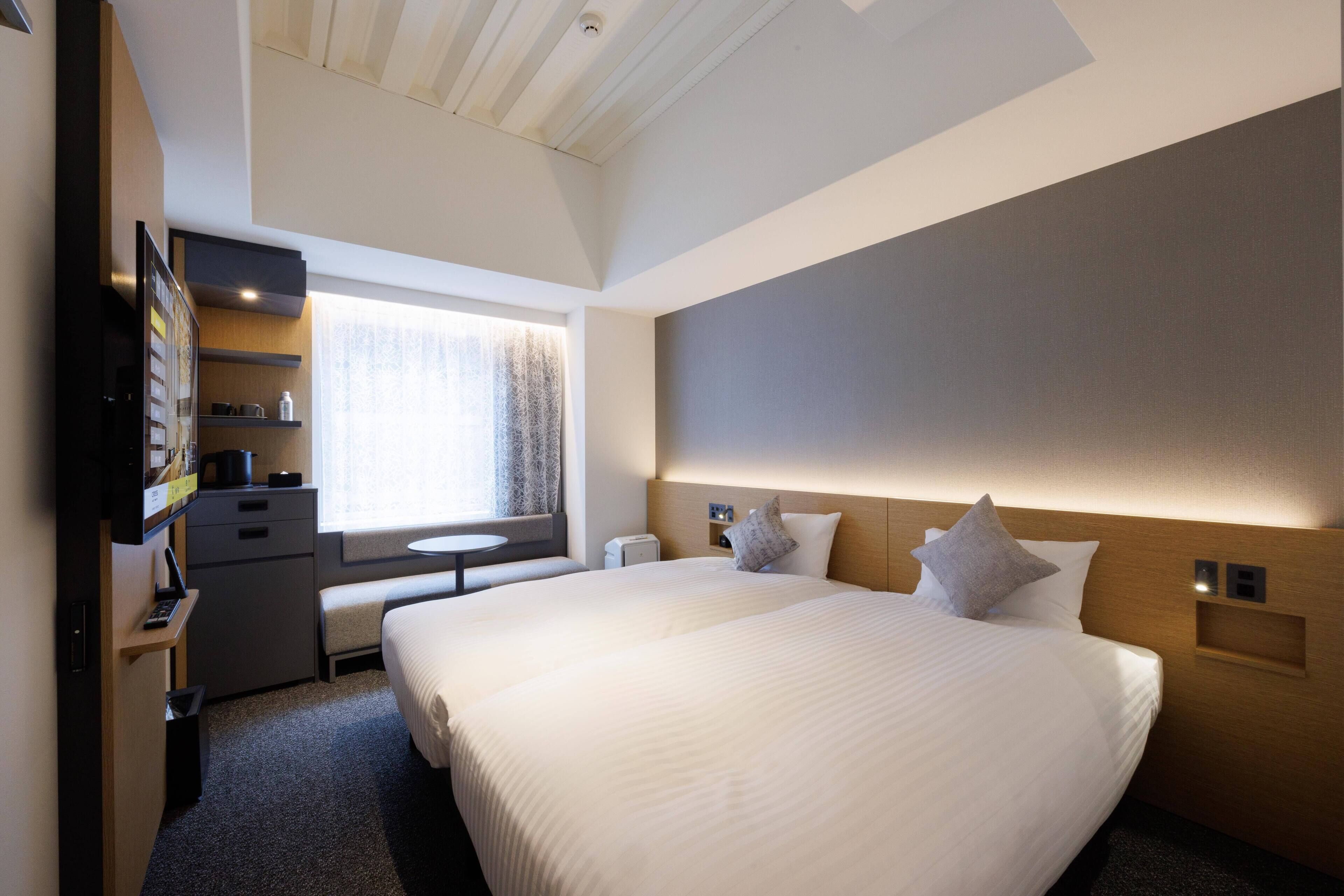 1 bedroom, premium bedding, down duvets, in-room safe