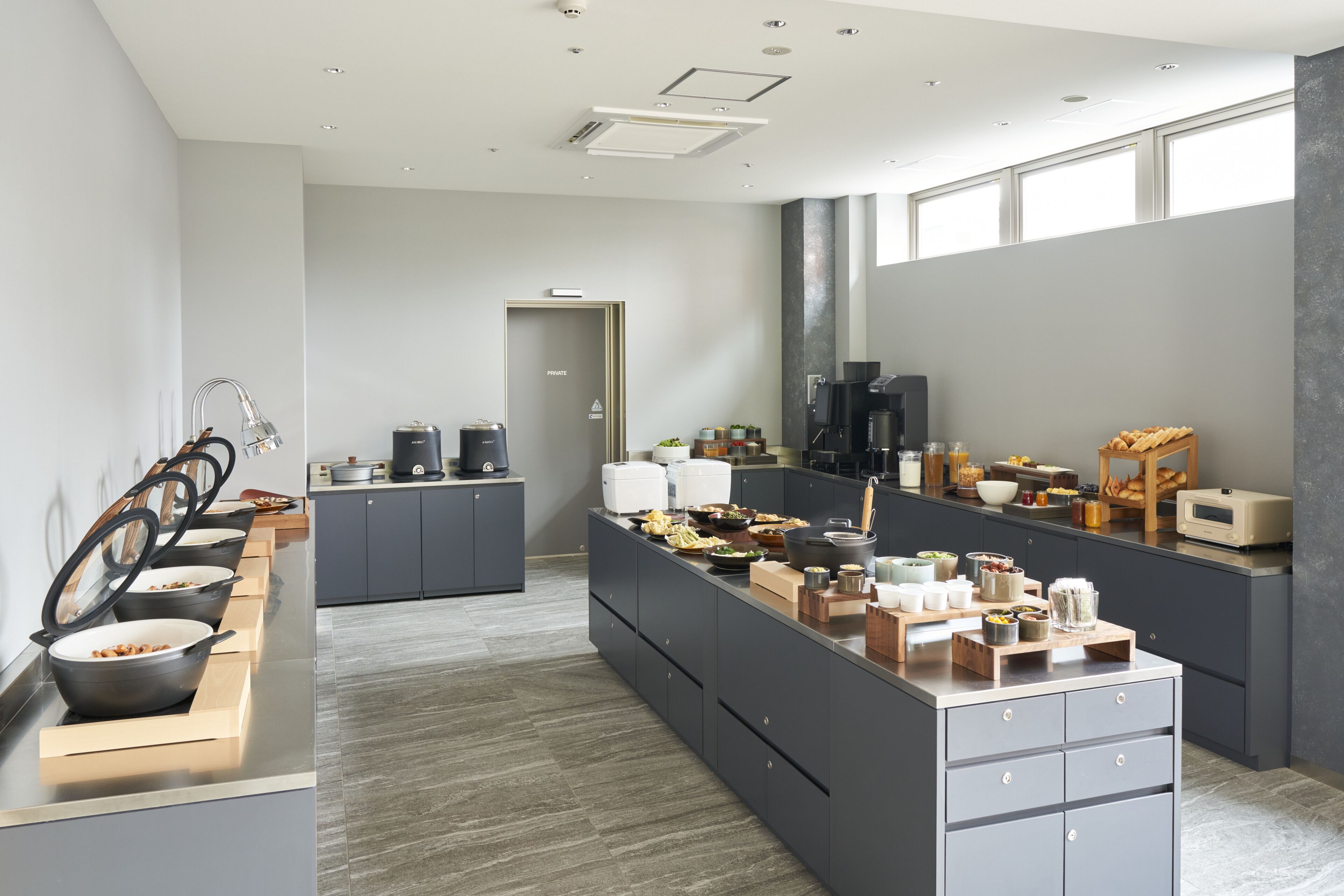 Foto - CROSS Life Hakata Yanagibashi