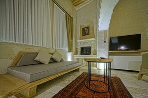 Living area - Kappadoks Cave Hotel (Nevsehir)