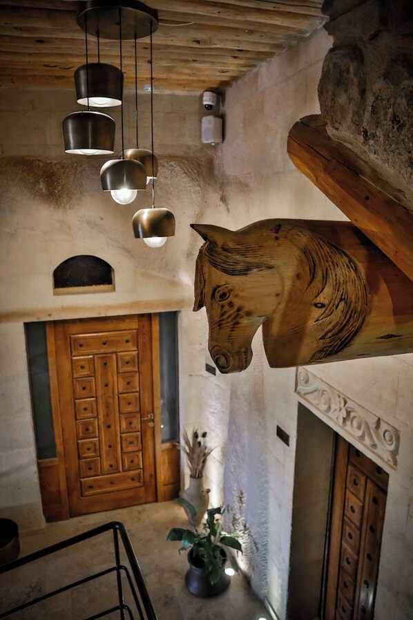 Building design - Kappadoks Cave Hotel (Nevsehir)