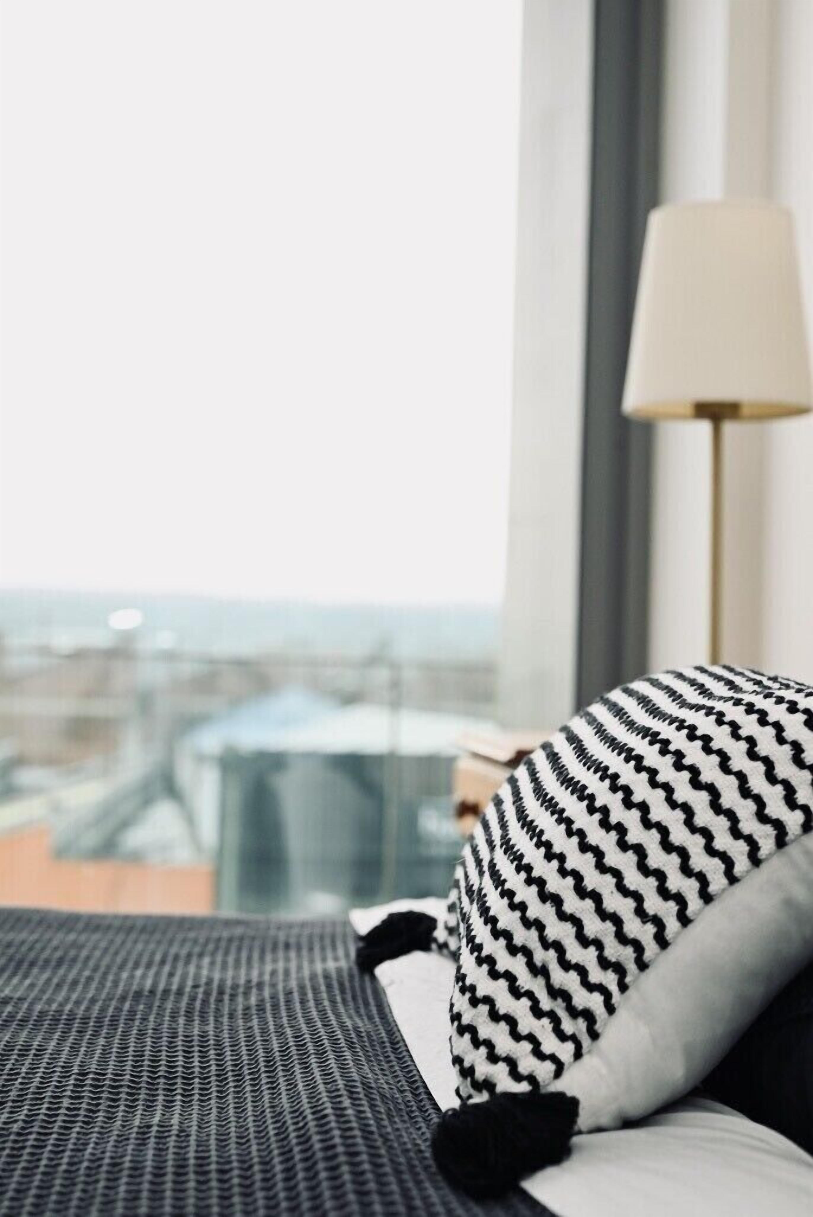 Cosy family-sized apartment in city centre.