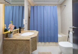 Apartemen Keluarga | Kamar mandi