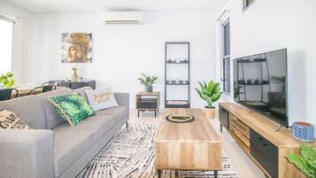 Executive Apartment | Living area
