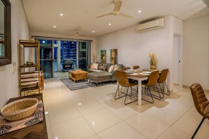 Living room - Signatures on Cavenagh (Darwin)