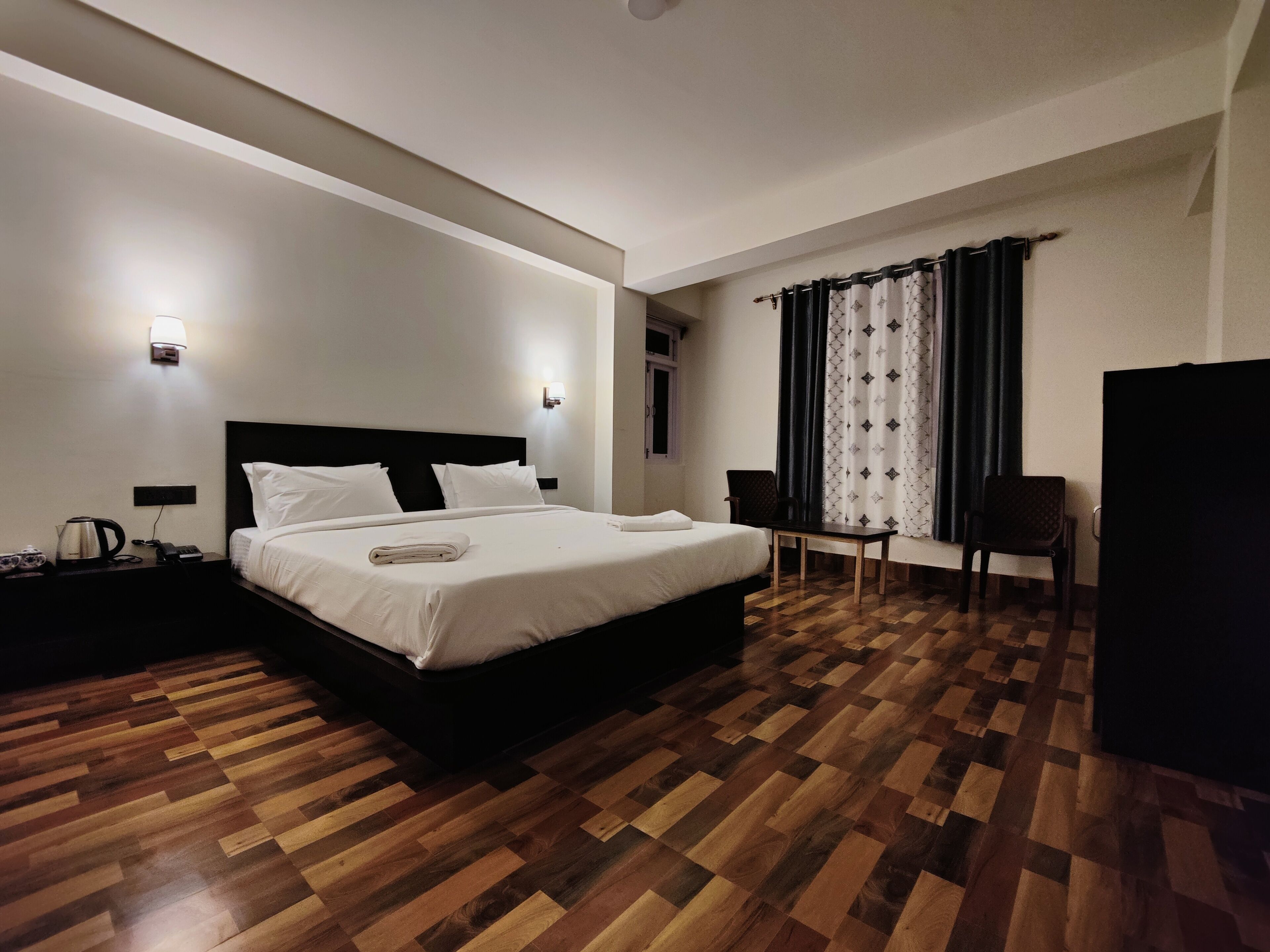 8 Schlafzimmer, WLAN