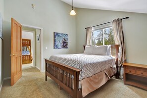 3 Schlafzimmer, Schreibtisch, WLAN, Bettwäsche