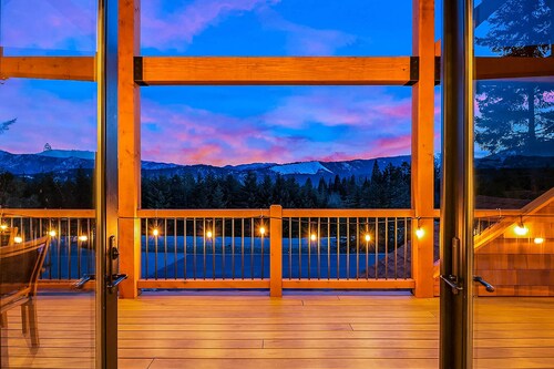 Pool Access: Cle Elum Mtn-View Cabin w/ Game Room