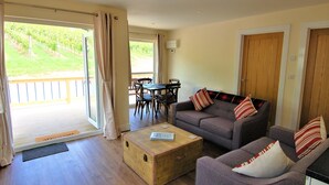 Living room - Old Walls Vineyard Pinot Noir (Teignmouth)