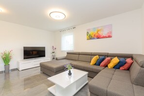 TV, Netflix, streaming services - Villa Hera (Istria - Lanišće) (Lanišće)
