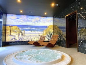 Jetted bathtub