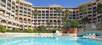 Lovely Holiday Cocoon in Cannes