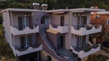 Majoituspaikan julkisivu