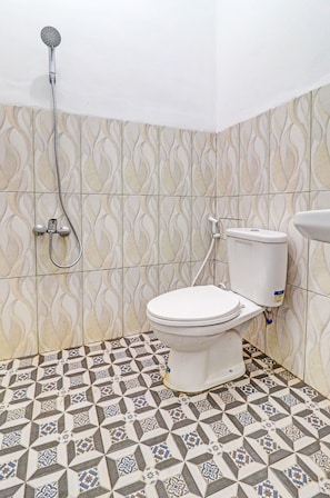 Deluxe Double Room | Bathroom