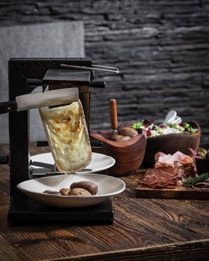 Alimentos y bebidas