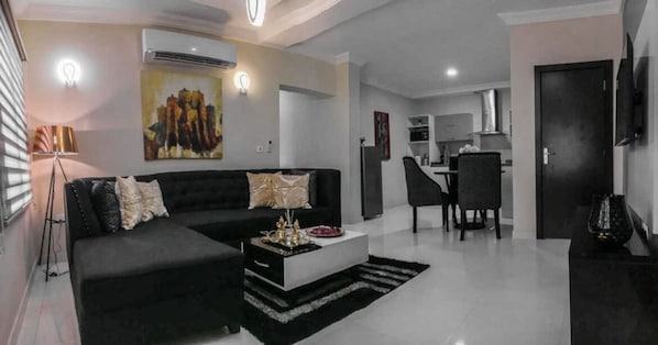 Appartement, 2 grands lits | Salle de séjour
