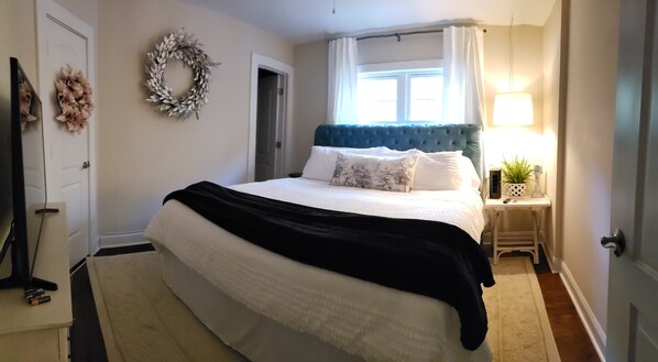 WiFi, bed sheets - Cammy's Cottage (Asheboro)