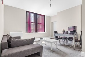 Apartamento luxo, suíte (Ground floor 1) | Parte interna