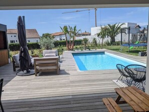 Piscine extérieure, piscine chauffée