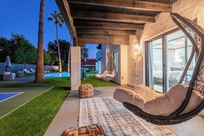 A heated pool - Luxury ScottsdalePickleballHeated PoolGolf (Scottsdale)