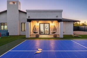 Sports court - Luxury ScottsdalePickleballHeated PoolGolf (Scottsdale)