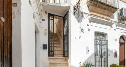 Itria Arch House in Martina Franca
