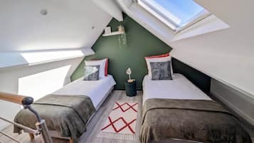 2 Schlafzimmer, Reisekinderbett, kostenloses WLAN, Bettwäsche