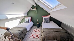 2 Schlafzimmer, Reisekinderbett, kostenloses WLAN, Bettwäsche