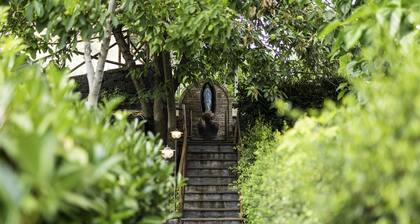 Villa Sara sull'Etna mit privatem Pool, Whirlpool und WLAN