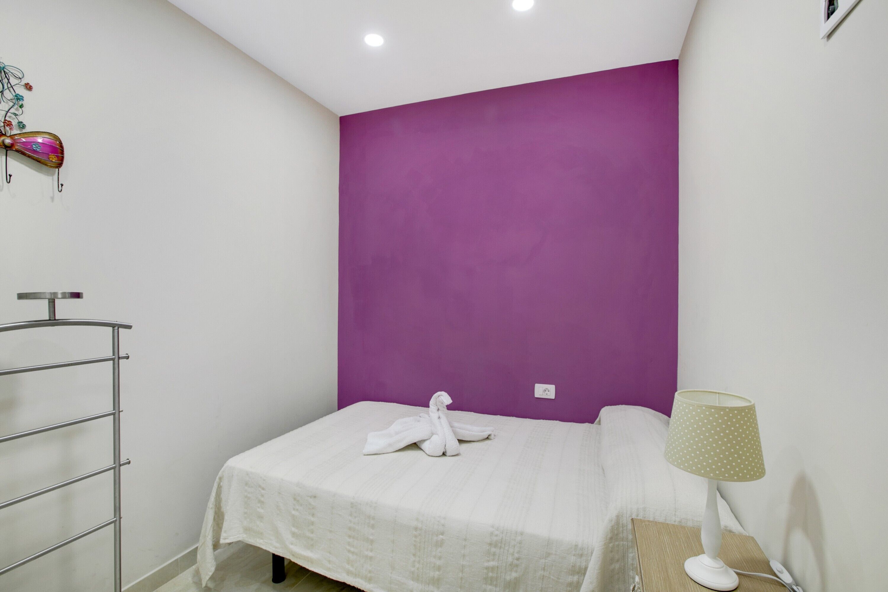 2 chambres, fer et planche à repasser, Wi-Fi gratuit, draps fournis