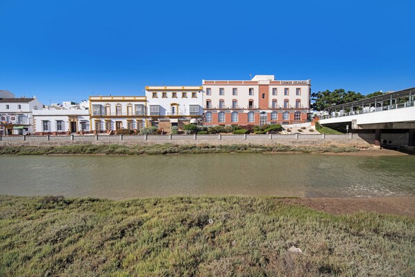 Exterior - Pet-Friendly Apartment Piso Arquillo del Reloj with Wi-Fi (Chiclana de la frontera)