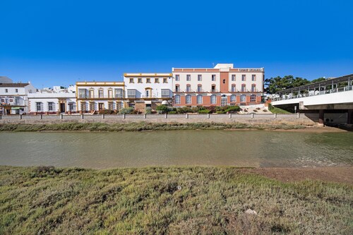 Pet-Friendly Apartment Piso Arquillo del Reloj with Wi-Fi