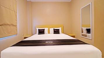 Deluxe Double Room | Free WiFi, bed sheets