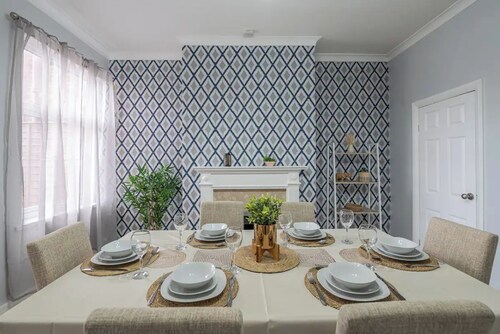 Kingsway Property. 4 bed, 5 guests.