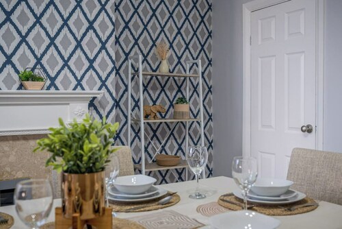 Kingsway Property. 4 bed, 5 guests.