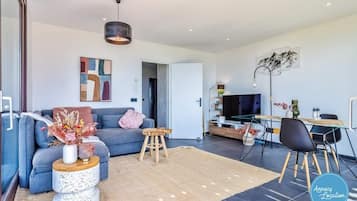 TV, offices
