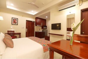 Caja de seguridad en la habitación y cortinas blackout 