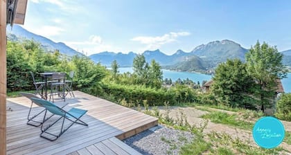 Magnificent Chalet : lake and mountain view.