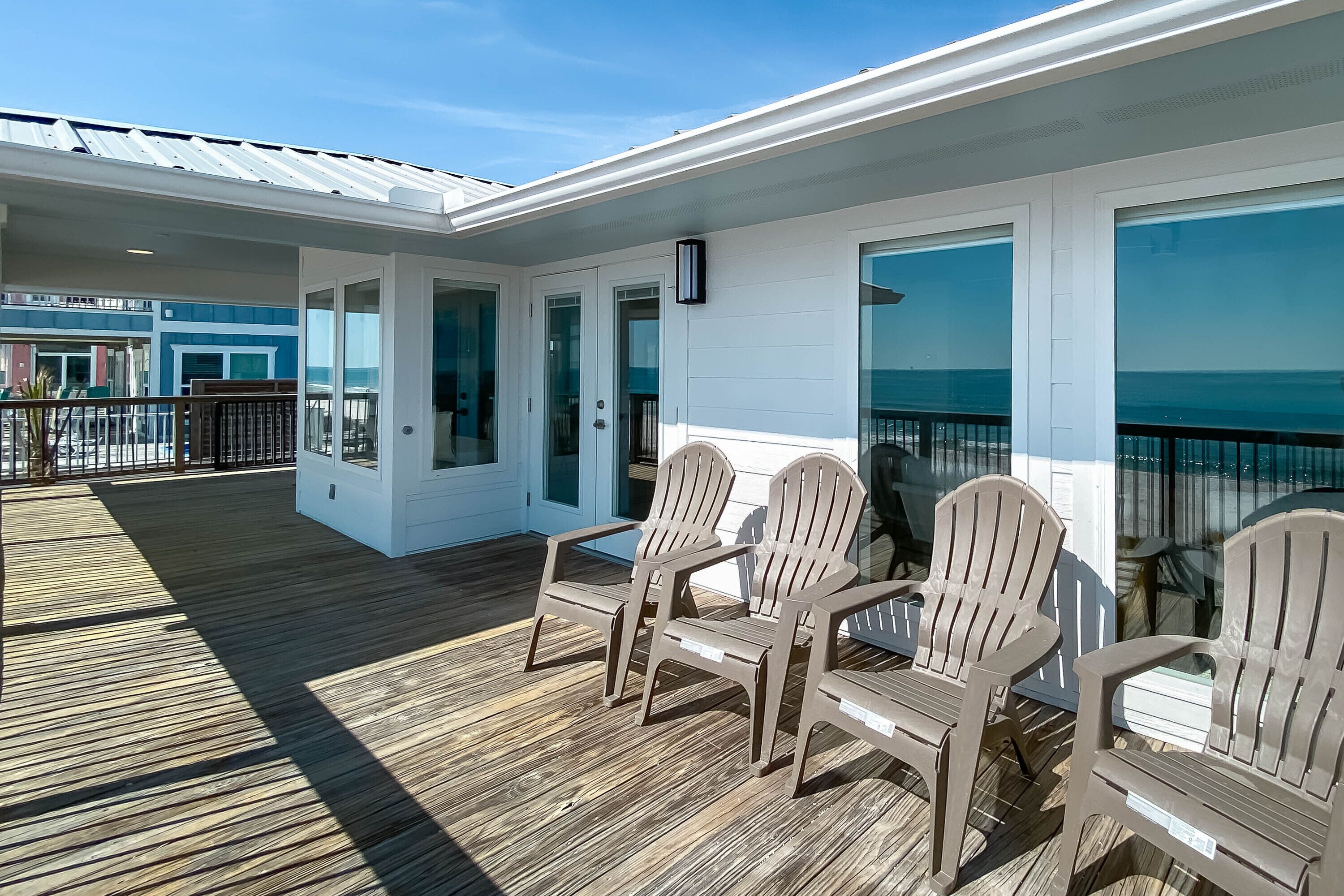 Lost Palms. Great 2 bedroom 2 bath home that sits directly on the Gulf front.