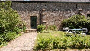 Unclassified image, 3 of 14, button - Rosemary Cottage (Kingsbridge)