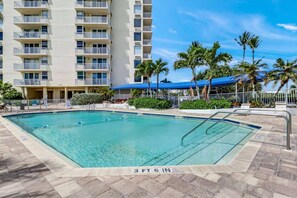 Apartamento (Estero Beach & Tennis 807) | Exterior