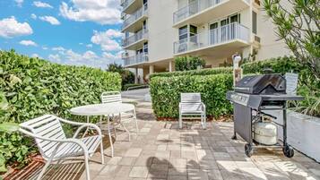 Condo (Estero Beach & Tennis 807) | Exterior