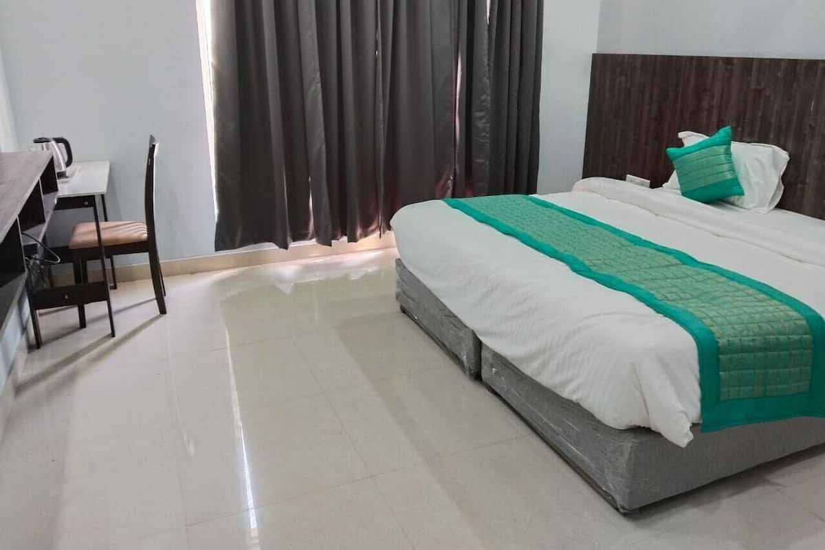 Deluxe Room | Free WiFi