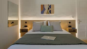 3 bedrooms, free cots/infant beds, free WiFi, bed sheets