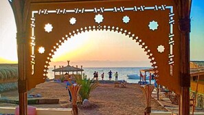 Terrace/patio - Sahara Beach Camp Ras Shetan (Nuweiba)