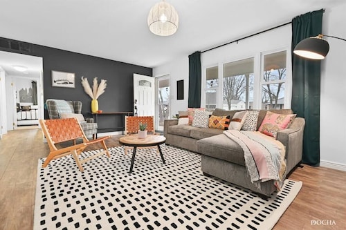 InstaWorthy! Modern Gem, Perfect Family Getaway-Pet Friendly!