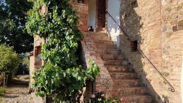 Enceinte de lâhĂ©bergement